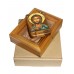 Подарочная икона "Господь Вседержитель" на мореном дубе 10х15 см с нимбом из сусального золота в березовом киоте